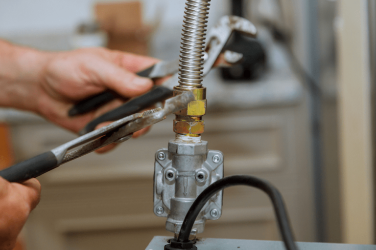 Do Plumbers Install Gas Lines